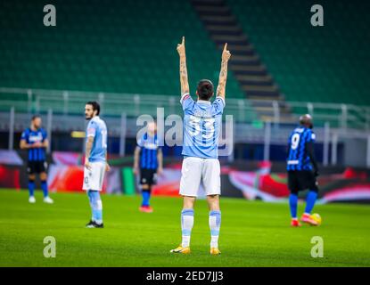 Giuseppe Meazza Stadion, Mailand, Italien, 14 Feb 2021, Francesco Acerbi von SS Lazio reagiert während FC Internazionale gegen SS Lazio , Italienische Fußball Serie A Spiel - Foto Fabrizio Carabelli / LM Kredit: LiveMedia/Alamy Live News Stockfoto