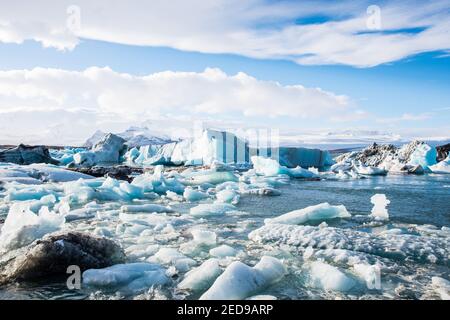 Eisberge auf der Jokulsarlon Glacier Lagoon im Süden Islands Stockfoto