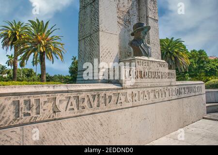 Das Carl Graham Fisher Monument, Gründer von Miami Beach, im Fisher Park. Stockfoto