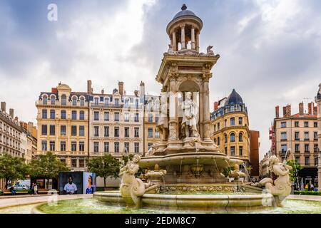 Brunnen auf dem Platz der Jakobiner in Lyon in der Rhone, Frankreich Stockfoto