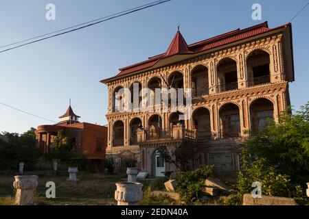 02,09.2016, Soroca, Rajon Soroca, Moldawien - Villa in der Nachbarschaft der höheren Roma, abfällig Gipsy Hill genannt von nicht-Roma. Soroca ist auch etwas Stockfoto