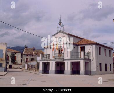 FACHADA DE LA CASA CONSISTORIAL. Lage: AYUNTAMIENTO. ALAMEDA DEL VALLE. MADRID. SPANIEN. Stockfoto