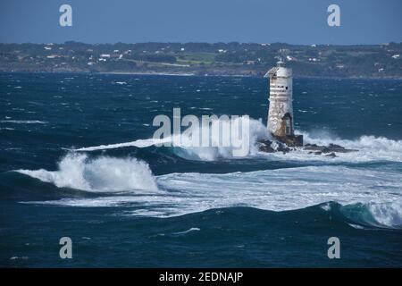 Faro mangiabarche, berühmter Leuchtturm in Calasetta, Sant Antioco, Sardinien, Italien Stockfoto