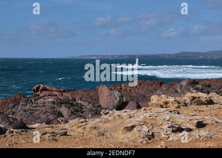 Faro mangiabarche, berühmter Leuchtturm in Calasetta, Sant Antioco, Sardinien, Italien Stockfoto