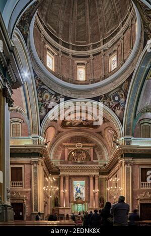 Innenraum der Pfarrkirche Nuestra Señora de la Asunción de la Vall D'Uixó aus dem 18th. Jahrhundert in Castello, Valencia, Spanien, Europa. Stockfoto