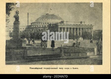 Das Konzertprogramm für 1955 Nowosibirsk Oper und Ballett-Theater, erstmals im Jahr 1955 in der UdSSR veröffentlicht. Stockfoto