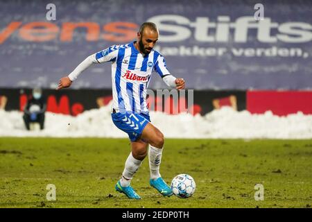 Odense, Dänemark. Februar 2021, 14th. Issam Jebali (7) von ob beim Superliga-Spiel 3F zwischen Odense Boldklub und Aarhus GF im Nature Energy Park in Odense. (Foto Kredit: Gonzales Foto/Alamy Live News Stockfoto