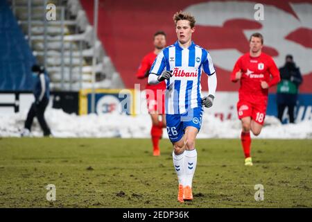 Odense, Dänemark. Februar 2021, 14th. Mikkel Hyllegaard (26) von ob beim Superliga-Spiel 3F zwischen Odense Boldklub und Aarhus GF im Nature Energy Park in Odense. (Foto Kredit: Gonzales Foto/Alamy Live News Stockfoto