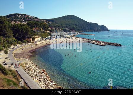 Der Strand von La Madrage, die Bucht von La Ciotat, Frankreich, Saint Cyr-sur-Mer, Bouches du Rhone Stockfoto