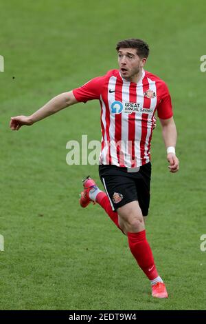 Sunderlands Lynden Gooch in Aktion während des Sky Bet League One-Spiels im Stadium of Light, Sunderland. Bilddatum: Samstag, 13. Februar 2021. Stockfoto