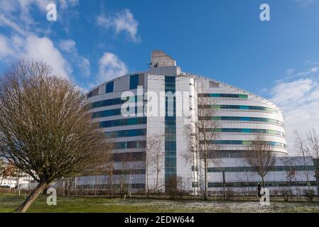 Das moderne Queen Elizabeth Hospital in Edgbaston, Birmingham, Großbritannien Stockfoto