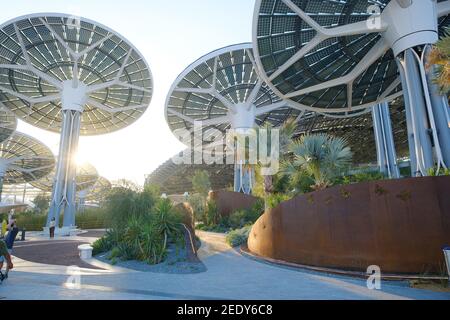 Dubai, VAE - 02,13.2021: Terra Sustainability Pavilion auf der EXPO 2020 gebaut für die EXPO 2020, die 2021 in den Vereinigten Arabischen Emiraten stattfinden soll. Stockfoto