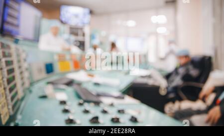 Nahaufnahme der Tasten und Schalter Bedienfeld des Kernkraftwerks. Stockfoto