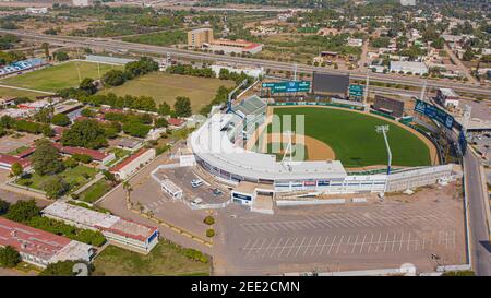 Luftaufnahme des Francisco Carranza Limón Stadions. Gesamtansicht des Algodoneros Stadions in Guasave, Sinaloa Mexiko. Guasave Mexiko. Am 7. Februar 2021 in Guasave, Mexiko. (Foto von Luis Gutierrez/Norte Photo/) Vista aérea del Estadio Francisco Carranza Limón. Vista General del estadio Algodoneros en Guasave, Sinaloa México. Guasave México. el 7 de febrero de 2021 en Guasave, México. (Foto von Luis Gutierrez / Foto Norte /) Stockfoto