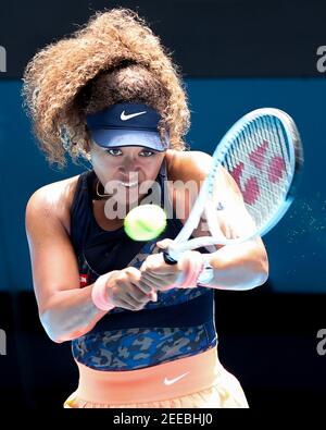 Melbourne, Australien. Februar 2021, 16th. Der 3rd-Samen Naomi OSAKA aus Japan reagiert nach dem Sieg über Su-Wei HSIEH aus Taipei in einem Viertelfinale am 9. Tag der Australian Open 2021 in der Rod Laver Arena in Melbourne, Australien. Sydney Low/Cal Sport Media. Kredit: csm/Alamy Live Nachrichten Stockfoto