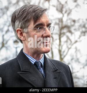 Jacob Rees-Mogg, Abgeordneter, Konservative Partei, britischer Politiker, Abgeordneter des Parlaments North East Somerset, interviewt Stockfoto