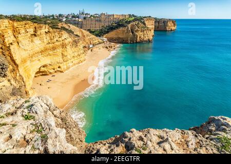 Schöner Strand Vale de Centeanes, Landschaften der Algarve, Portugal, Europa Stockfoto