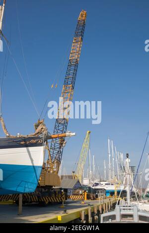 Der Kai in Gosport Boatyard, Gosport, Hampshire, England, Großbritannien Stockfoto