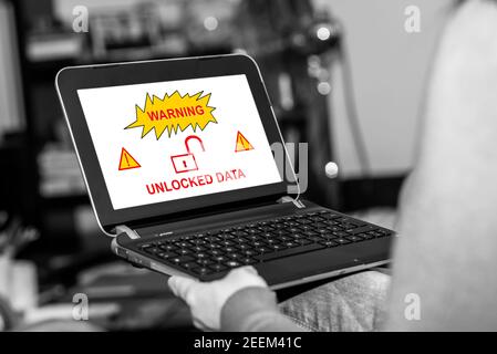 Tablet-Bildschirm mit einem Datensicherheitskonzept Stockfoto