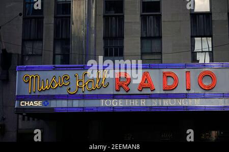 Radio City Music Hall Schild in New York City Stockfoto