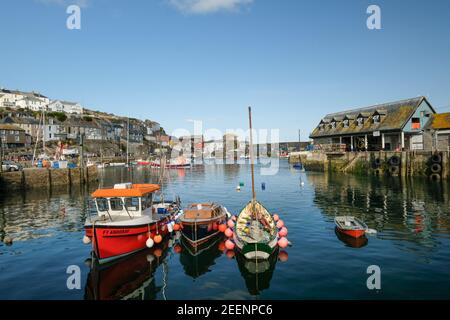 Mevagissey Harbour in Cornwall, Großbritannien. Stockfoto