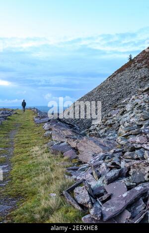 Abendhimmel vom Quarrymen Pfad moel tryfan Slate Quarry Rhosgadfan, Gwynedd, snowdonia, Nordwesten wales, Großbritannien Stockfoto