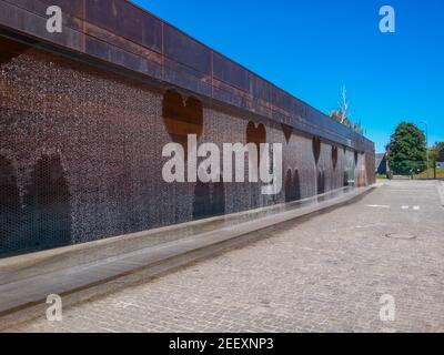 Breslau Mai 28 2017 Hydropolis Wassermuseum mit Herzform An der Wasserwand Stockfoto