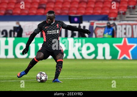 Budapest, Ungarn. Februar 2021, 16th. Fußball: Champions League, K.O.-Runde, 16. Runde, erste Etappe, RB Leipzig - Liverpool FC in der Puskas Arena. Liverpools Sadio Mane in Aktion. Kredit: Marton Monus/dpa/Alamy Live Nachrichten Stockfoto
