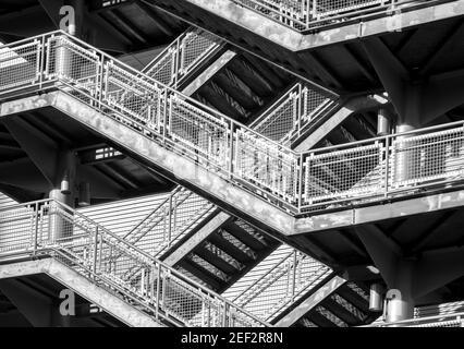 Treppe eines Parkhauses in Tacoma, WA. Stockfoto