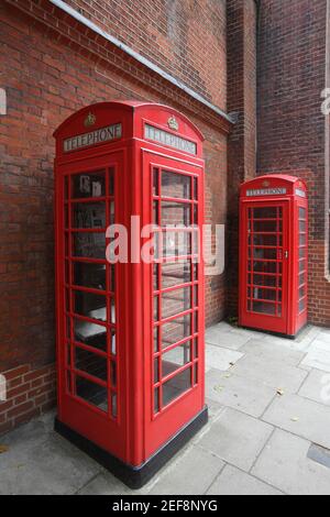 Traditionelle rote Telefonzelle, London, UK Stockfoto