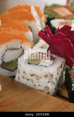 Nahaufnahme von Sushi-Rollen Stockfoto