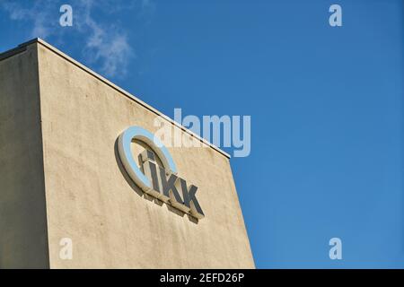 ROSTOCK, Juli 2020: Logo der deutschen IKK-Versicherung als Innungskrankenkasse Stockfoto