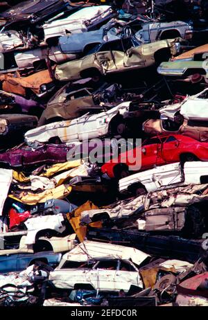 Haufen von Junk-Autos, Los Angeles, Kalifornien Stockfoto