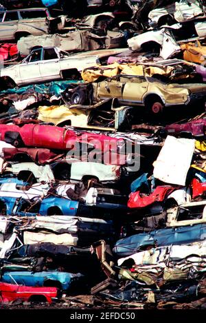 Nahaufnahme von Haufen von Junk-Autos, Los Angeles, CA Stockfoto