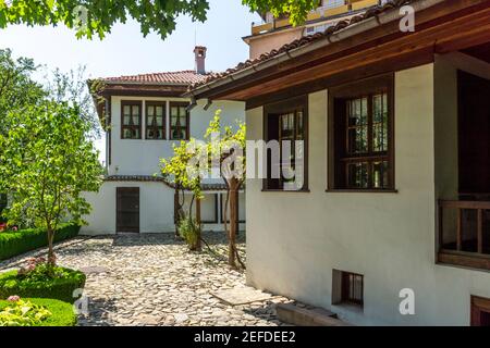 KARLOVO, BULGARIEN - 3. AUGUST 2014: Nationalmuseum Vasil Levski in der Stadt Karlovo, Region Plovdiv, Bulgarien Stockfoto