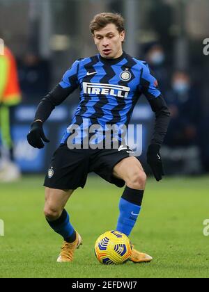 MAILAND, ITALIEN - FEBRUAR 14: Nicolo Barella von Inter während der Serie EIN Spiel zwischen Inter Mailand und Lazio Roma im San Siro Stadion am 14. Februar 20 Stockfoto