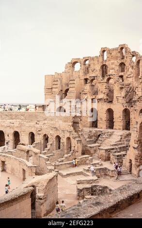 1988 Tunesien El Jem Römisches Amphitheater, das drittgrößte der Welt, UNESCO-Weltkulturerbe. Römisches Amphitheater von El Djem oder Thysdrus El Jem, Tunesien Stockfoto