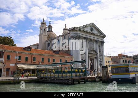 Kirche am Wasser, Chiesa Dei Gesuati O Santa Maria Del Rosario, Giudecca Canal, Venedig, Italien Stockfoto