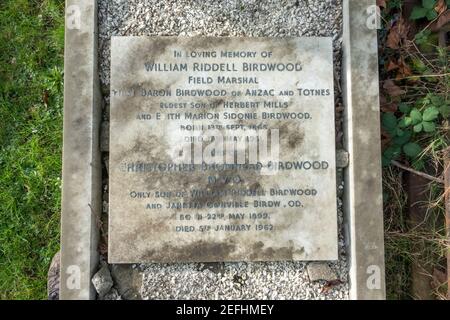 Grab von Feldmarschall William Riddell Birdwood, in Twickenham Cemetery, Whitton, Richmond upon Thames, London, VEREINIGTES KÖNIGREICH. Stockfoto