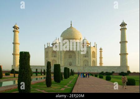 Fassade des ein Denkmal, Taj Mahal, Agra, Uttar Pradesh, Indien Stockfoto