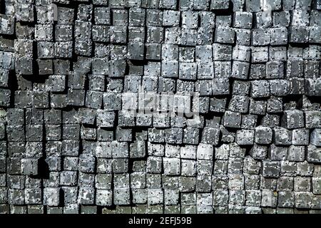 Vorder- und Seitenansicht des Betonpfahls Stockfoto