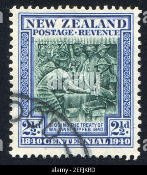 NEUSEELAND - UM 1940: Stempel gedruckt von Neuseeland, zeigt Vertrag von Waitangi, 1840, um 1940 Stockfoto