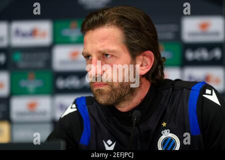 Kiew, Ukraine. Februar 2021, 17th. KIEW, UKRAINE - 17. FEBRUAR: Rik De Mil vom Club Brugge während einer Pressekonferenz des Club Brugge im NSK Olimpiyskiy am 17. Februar 2021 in Kiew, Ukraine, vor der UEFA Europa League Runde des Fußballspiels 32 gegen Dynamo Kiew. (Foto von Andrey Lukatsky/Orange Pictures) Credit: Orange Pics BV/Alamy Live News Stockfoto