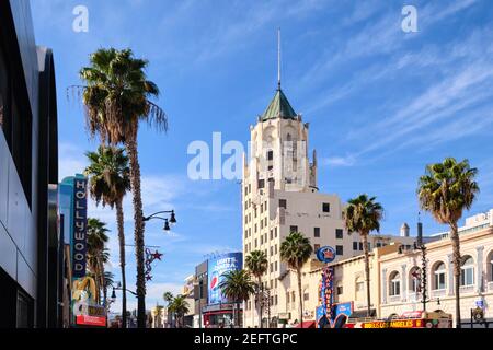 Low Angle Blick auf die Gebäude am Hollywood Boulevard, Los Angeles, Kalifornien Stockfoto