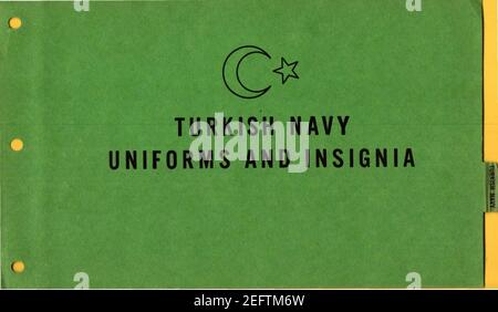 ONI JAN 1 Uniformen und Abzeichen Seite 121 Türkische Marine WW2 1943 Anerkennung für den Feldeinsatz. NICHT klassifiziertes öffentliches Dokument DER USA. Veröffentlicht 1944. Stockfoto