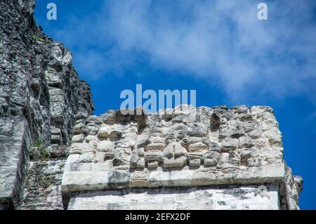 Die Maya-Ruinen von Tikal, EIN UNESCO-Weltkulturerbe in Peten, Guatemala Stockfoto