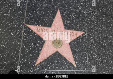 Hollywood, California, USA 17th. Februar 2021 EIN allgemeiner Blick auf die Atmosphäre von Sänger Michael Jackson's Star auf dem Hollywood Walk of Fame am 17. Februar 2021 in Hollywood, Kalifornien, USA. Foto von Barry King/Alamy Stockfoto Stockfoto