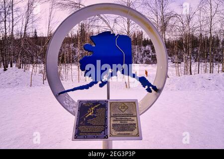 Trans-Alaska-Pipeline-System im Schnee. 18. März 2016, Alaska. Es transportiert Öl von Prudhoe Bay nach Valdez, Alaska, USA. Stockfoto