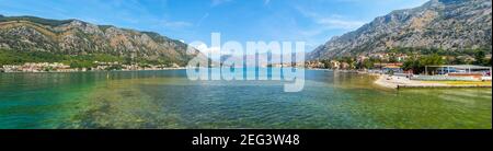 Kator Котор Kotor ist eine Küstenstadt in Montenegro. Golf von Kotor. Foto Phil Wilkinson / Alamy Stockfoto