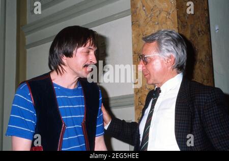 Von der Presse hofierte Autorenlesung des Ex-RAF-Terroristen Peter Jürgen Boock aus seinem Buch 'Abbruch' im Literaturhaus in Hamburg, Deutschland 1988. Stockfoto